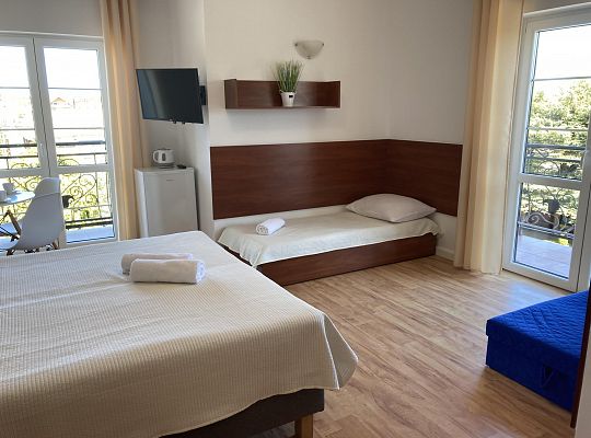 Pokój czteroosobowy  z 2 balkonami nr 42 Magnat Łeba